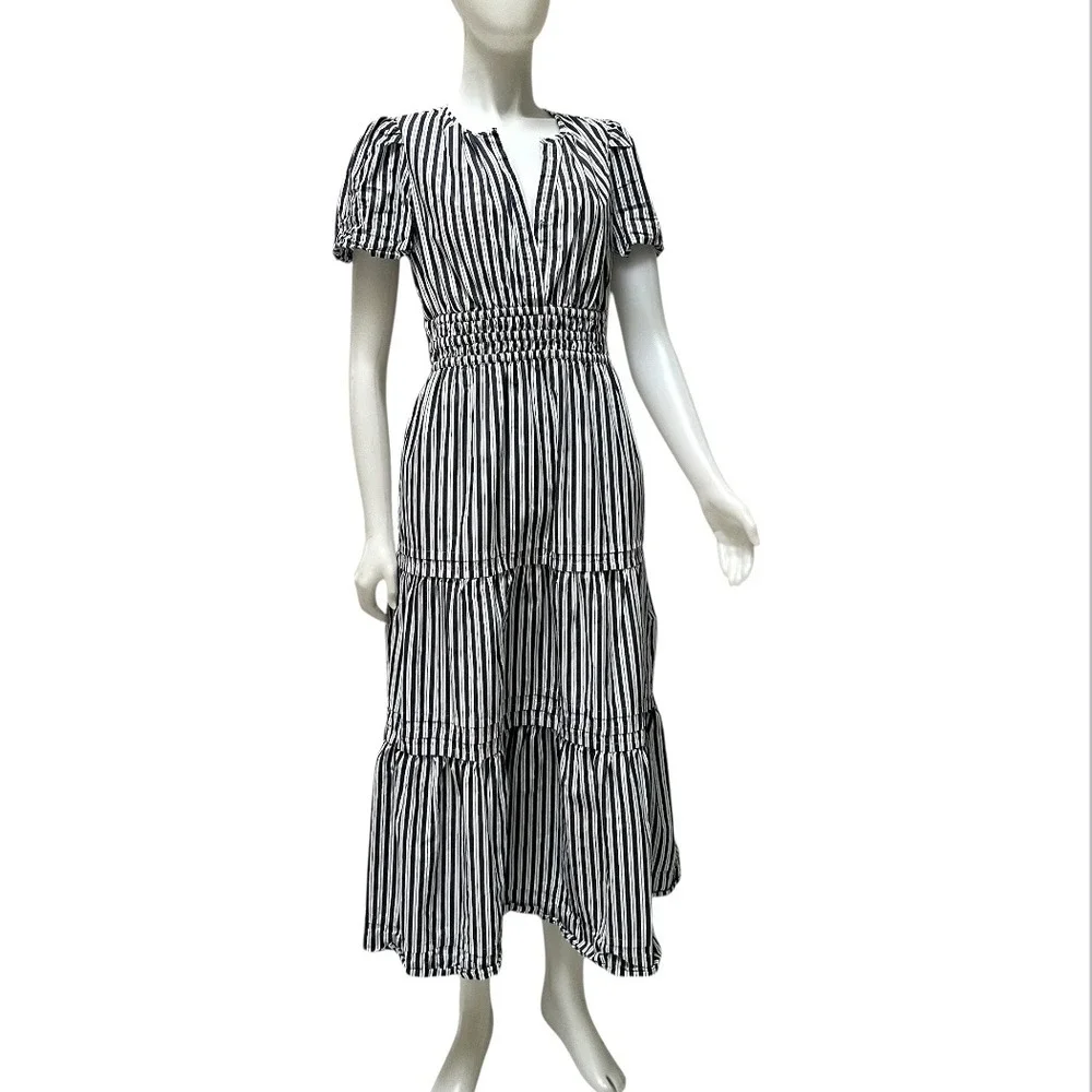 Quince Organic Cotton Tiered Maxi Dress‎ Navy White Stripe Smocked Resortwear M - Picture 12 of 17